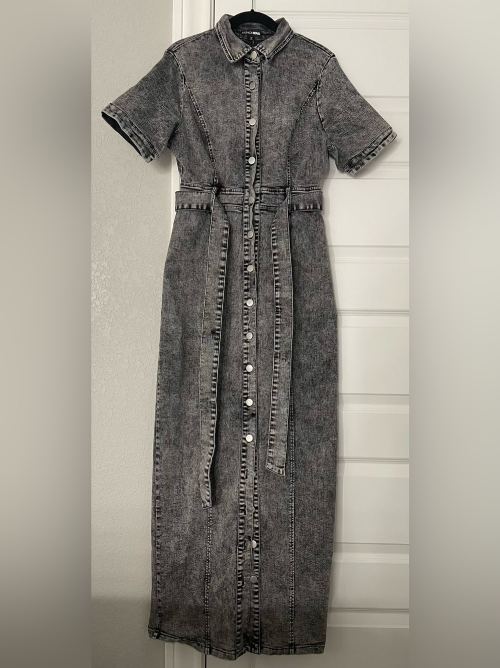 Fashion Nova Gray Acid Wash Maxi Denim Shirt Dress